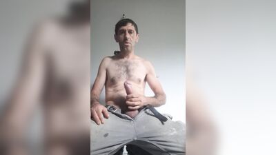 Intentando que la leche llegue a mi cara