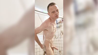 (MUST SEE) Sexy white boy dick dancing in the shower