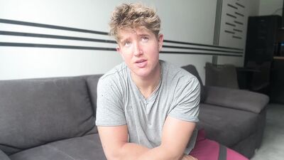 HOW I BECAME A WEBCAM MODEL -Christian Levine