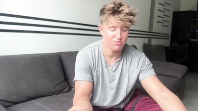 HOW I BECAME A WEBCAM MODEL -Christian Levine