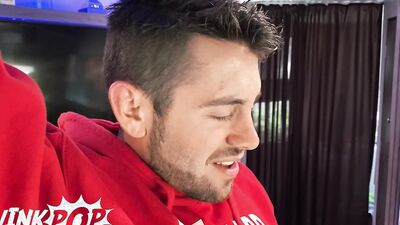 Sneaky Dante Colle Gets Extra Horny While His Boyfriend Nic Sahara Gives An Interview For A Job - TWINKPOP