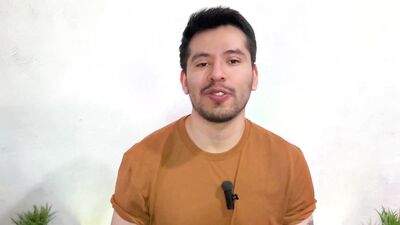 El ayudante del albañil me rellena de leche el culo con su gran verga en mi cumpleaños!Relato sexual