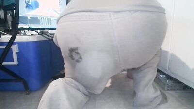 Seductive Sweatpants Shake-Up