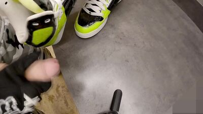 4 Cumshots on Lime Green Osiris Bronx