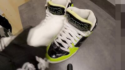 4 Cumshots on Lime Green Osiris Bronx