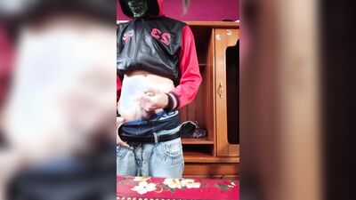 Jock Masturbates to Cumshot Hot Twink Porn
