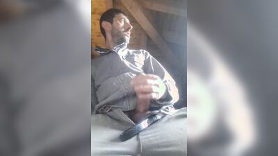 Otra paja en el trabajo