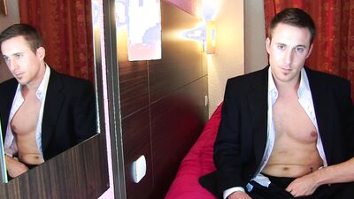 Hetero banker made his 1st porn where a guy wanked him !