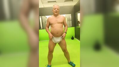 Very skimpy shorts at the gym