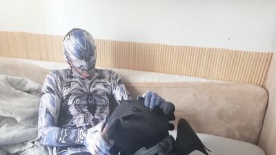 Venom and drake (Toothless).mp4