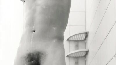 the memberstood up while i lathered with foam and i began to masturbate powerfully
