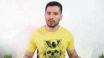 Vendedor de perfumes dotado penetra con sus 20cm a hombre sacerdote que le dio un masaje! Relato sex