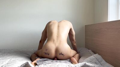 Used asian whore riding dildo aggresively