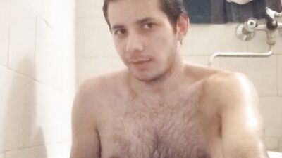 Gergely Molnar - Sensual bath alone after dinner