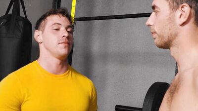 Tardy Hunk Apologizes wt His Cock - NextDoorBuddies
