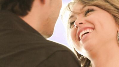 Riley Reid gets what she wants and today she wanted to fuck the new guy that moved in next door.