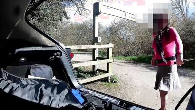 Changing into Cross Dress in car park
