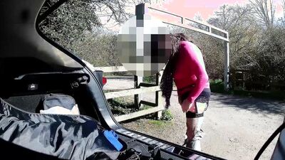 Changing into Cross Dress in car park