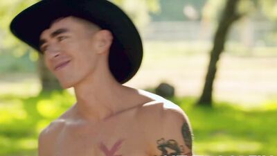 Cheating Hunks Smash Tatted Stableboy - Andrew Miller, JC Hunt, Cody Seiya - ASGmax