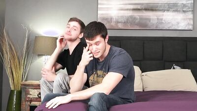 Newbie Charlie Maddoxx Fucks Damien