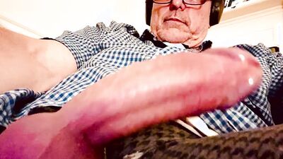 58 year old Daddy masturbation