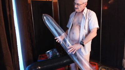 116) Jerk Off with Giant Round Balloon and 2 Long Balloons