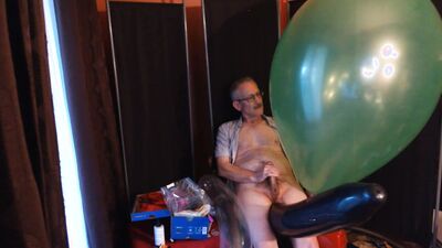 116) Jerk Off with Giant Round Balloon and 2 Long Balloons