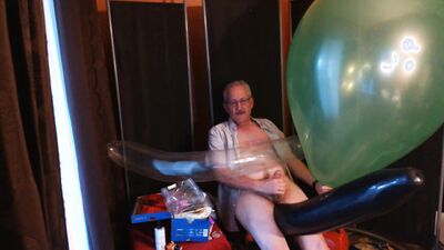 116) Jerk Off with Giant Round Balloon and 2 Long Balloons