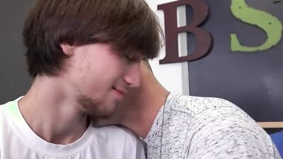 Straight Guys Love The Beach & Boners