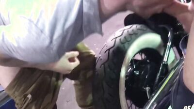 REALITY DUDES - Thyle Knoxx And Alex Fortin Have Some Steaming Hot Sex In A Motorcycle Garage