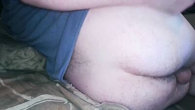 A Sideways Tease from Behind