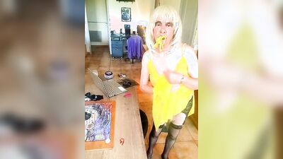 compilation Diana in yellow