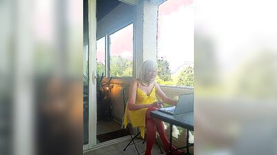 compilation Diana in yellow