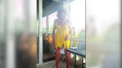 compilation Diana in yellow
