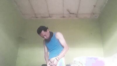 Long cock doesn't stand, stimulating already can't stand the craving