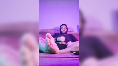 More feet and more eye rolling