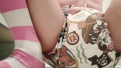 ABDL Femboy Squirming in his Diaper [close-up]