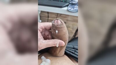 A LOT OF CUM IN MY COCK