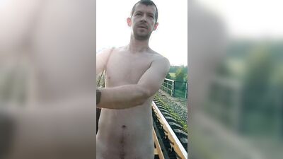 Nudist Alexandro