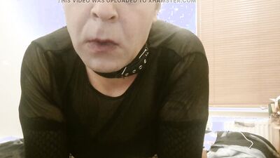 Eryka cums in cage with fist dildo