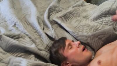 Jerking off with Huge Self Facial and Using Thermal Camera!