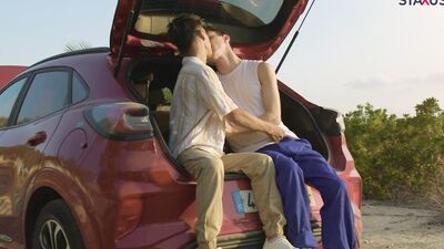 STAXUS :: The car breaks down and I have a good time with the mechanic.