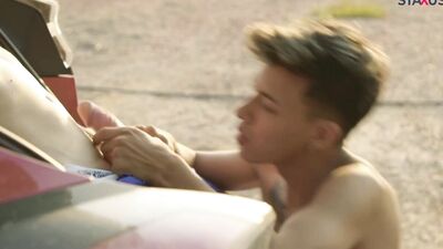 STAXUS :: The car breaks down and I have a good time with the mechanic.
