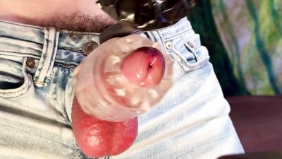 MILKING MACHINE CUMSHOT