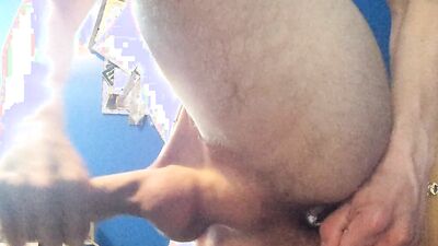 Teen playing with huge butt plugs!