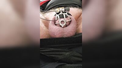 Lot of precum estim and small chastyty