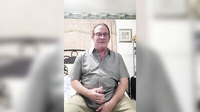 Daddy cums on cam