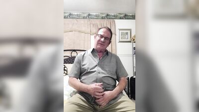 Daddy cums on cam