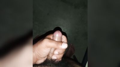 Me encanta masturbarme mientras escucho un podcast part2