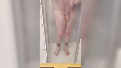 Amateur showering I masturbate my huge cock